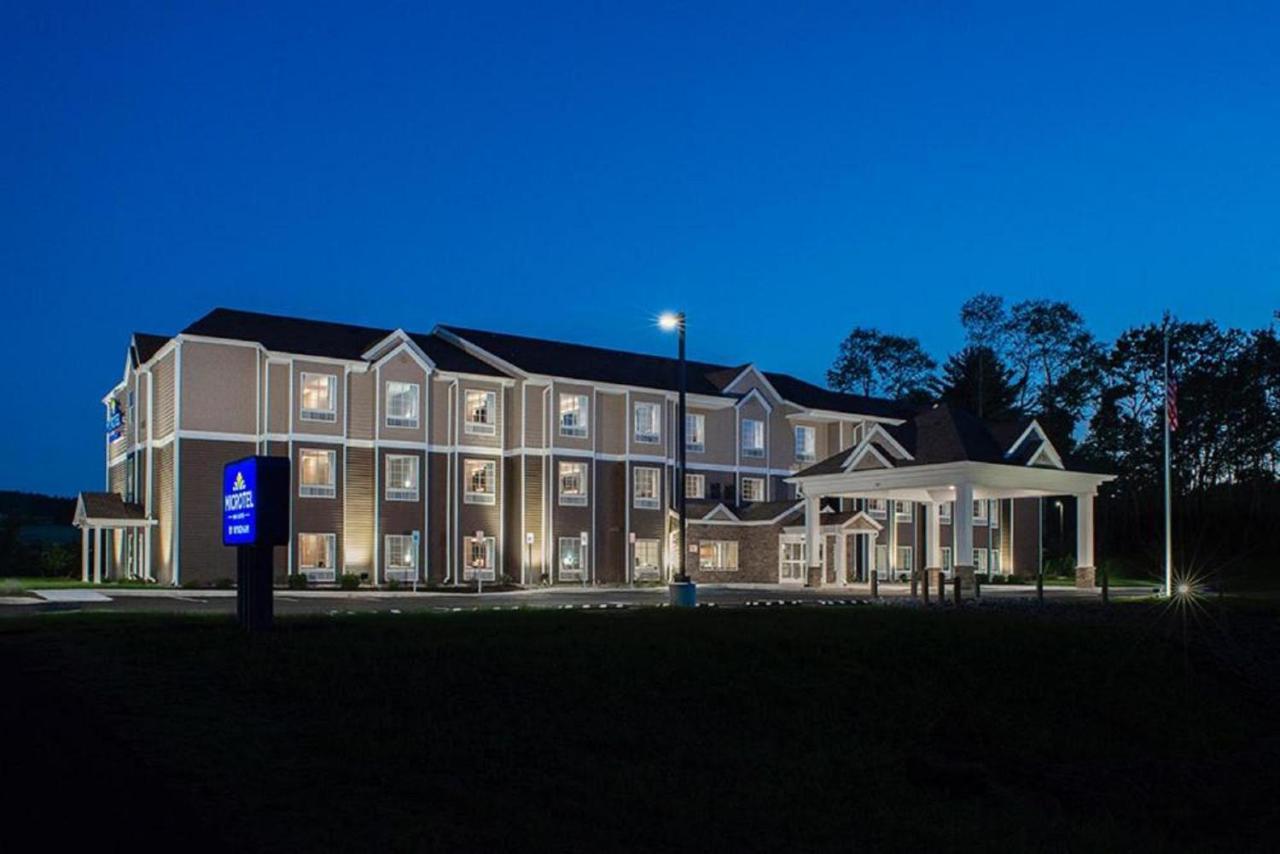 Microtel Inn & Suites By Wyndham Amsterdam Ny מראה חיצוני תמונה
