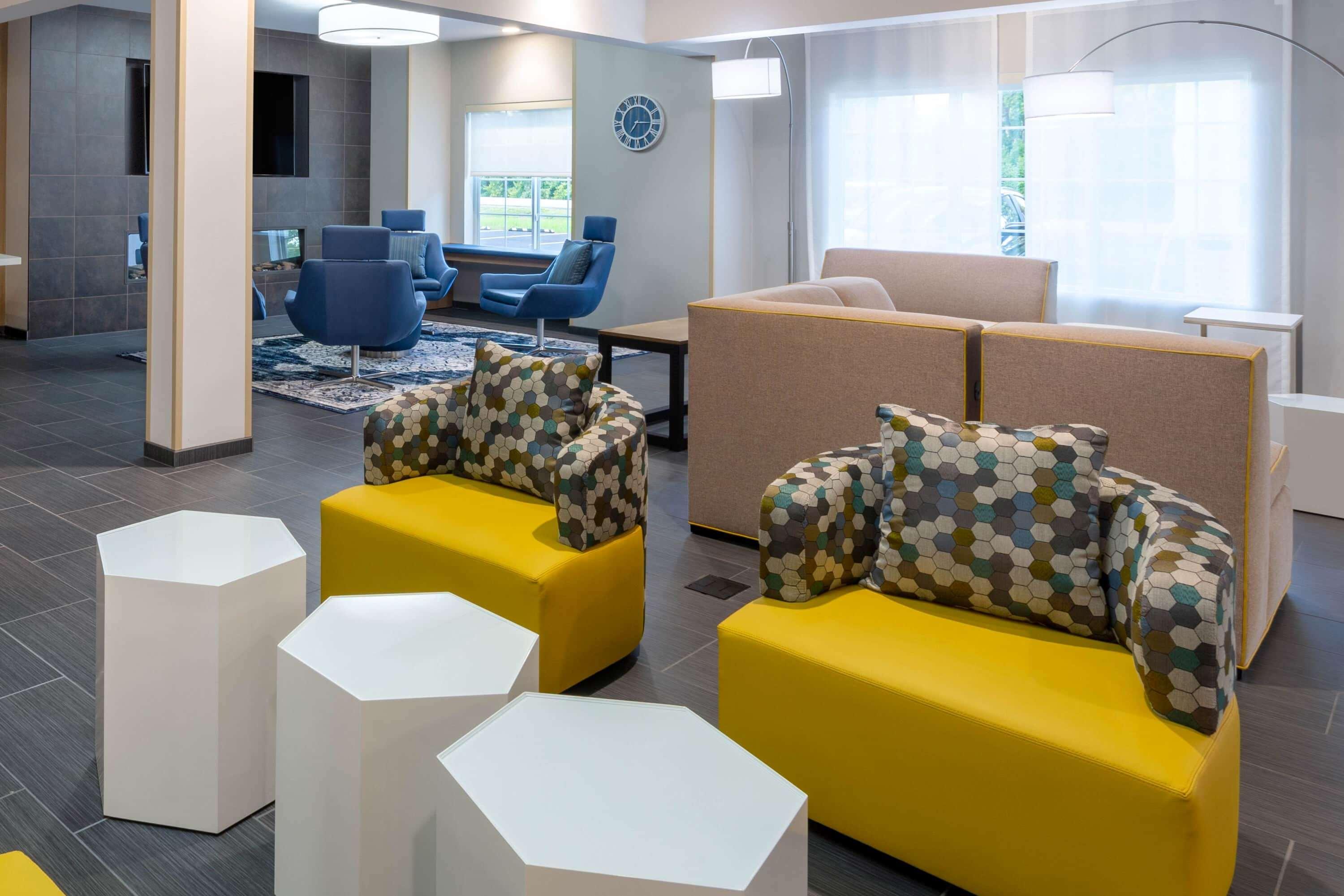 Microtel Inn & Suites By Wyndham Amsterdam Ny מראה חיצוני תמונה